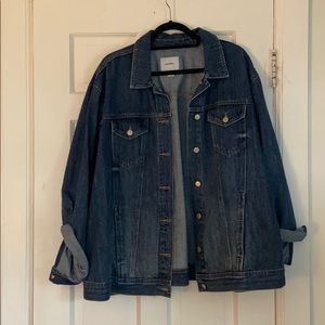 Oversized denim jacket